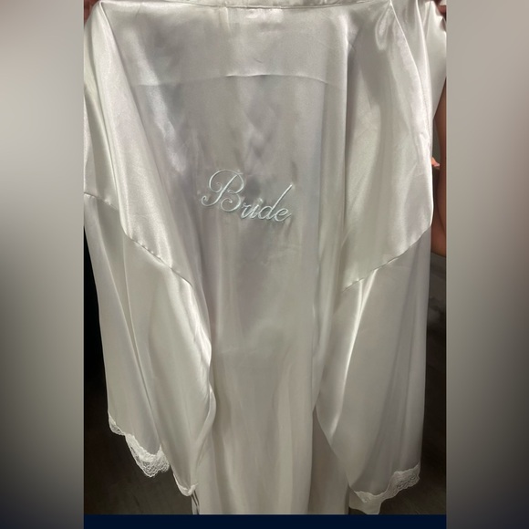 Other - Bride Robe Ivory NWT